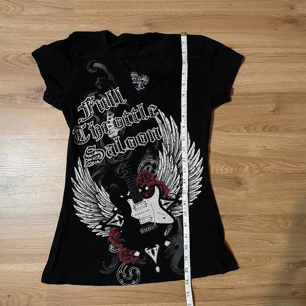 guitar wings graphic tee
